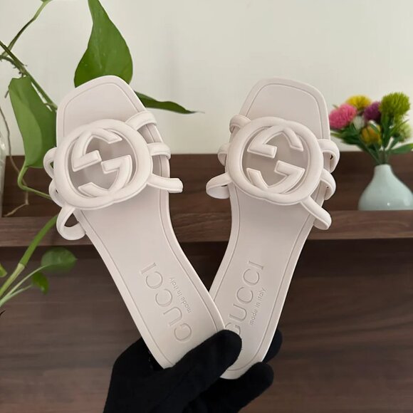 Gucci Women's White Slides Rubber Size 39 - Picture 3 of 7